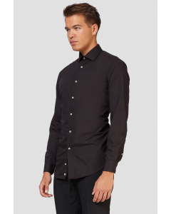 Black shirt worn by man - close up